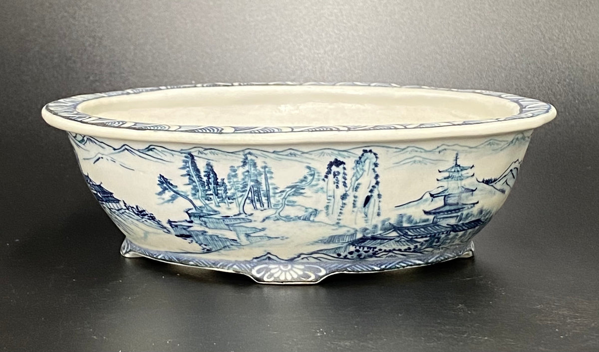嵐山造 青絵山水図外縁楕円鉢 – Bonsai Iroha